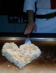 Benihana Chef making heart with chicken fried rice. ♥